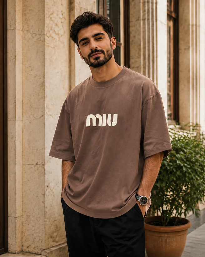 تیشرت مردانه پنبه ماکان مدل MIU با تنخور باکسی