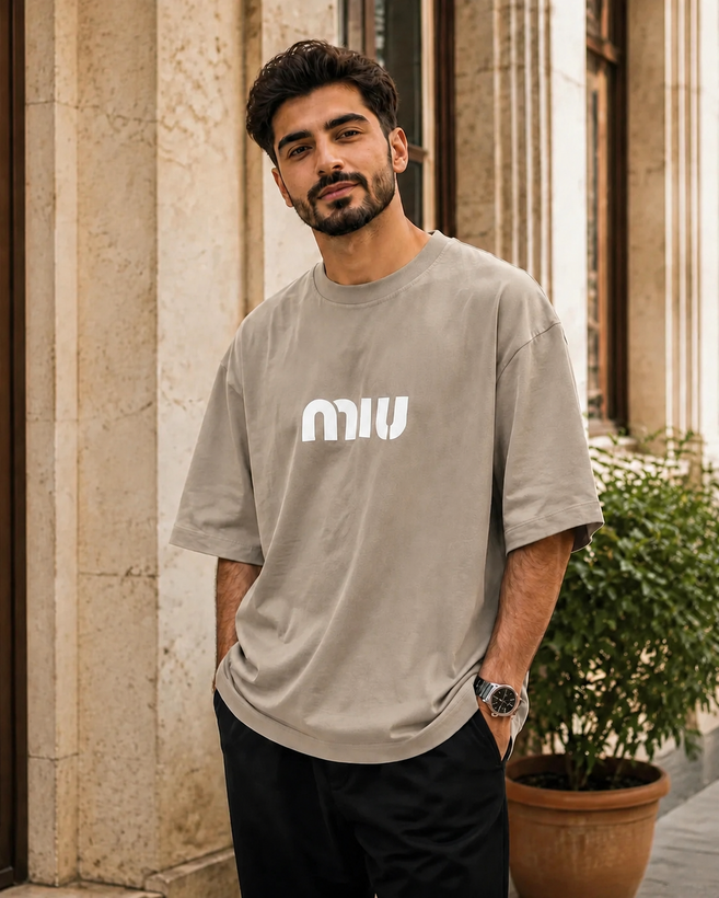 تیشرت مردانه پنبه ماکان مدل MIU با تنخور باکسی